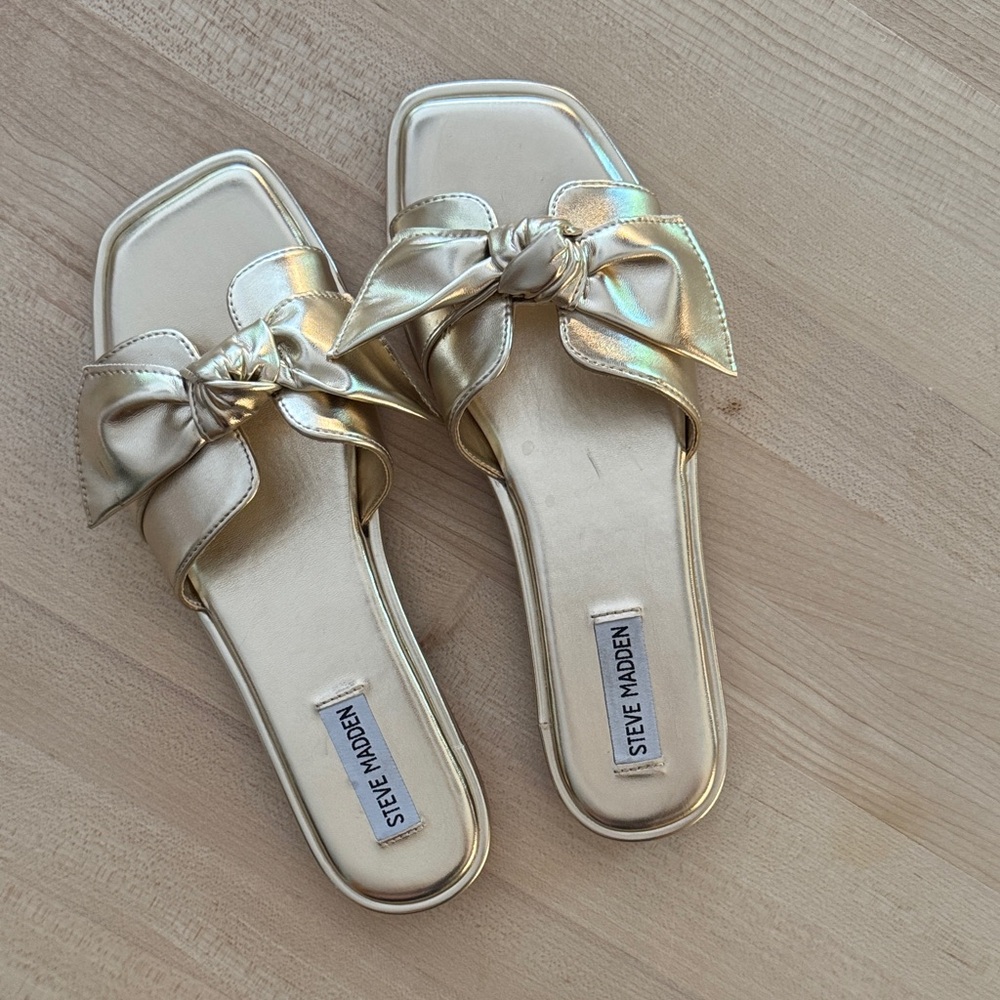 Steve Madden Metallic Gold Bow Slide Sandals NWOT